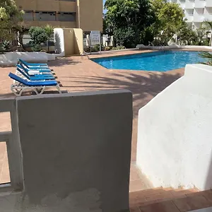 Piscina Directa , Playa Fanabe Spain